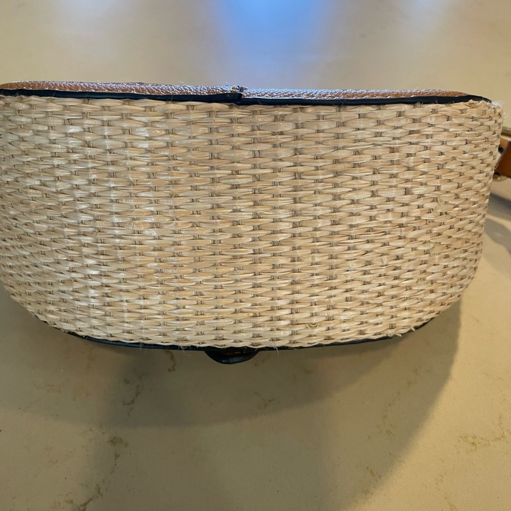 Straw Bag - Picture 3 of 4